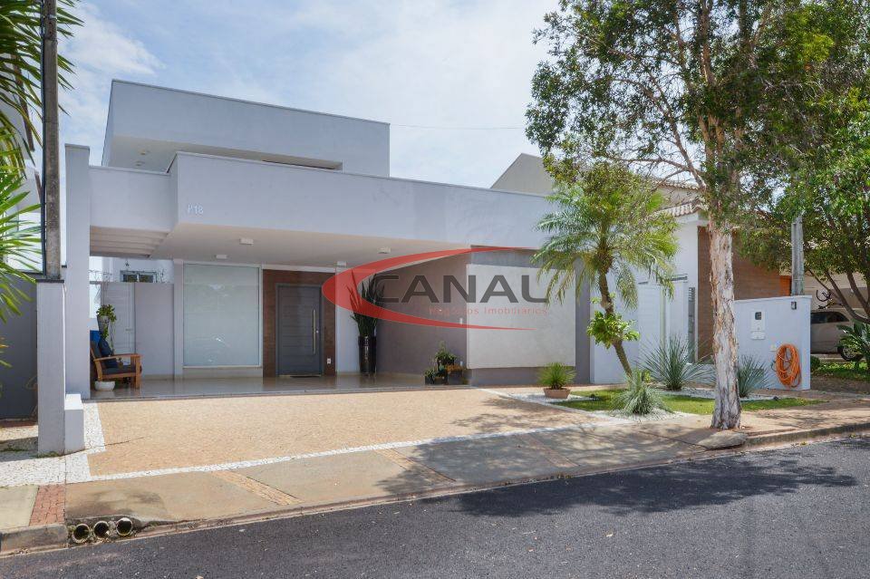 Excelente CasaCondomínio Villaggio III Canal Imobiliária Imóveis Bauru